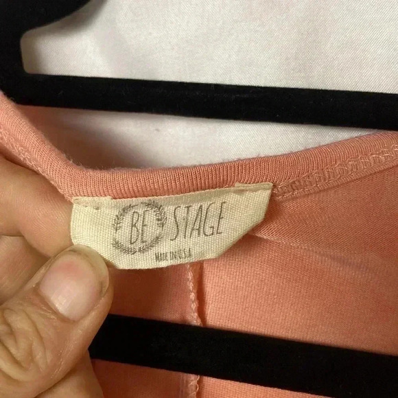 BE‎ STAGE crisscross sleeve top - Picture 4 of 6